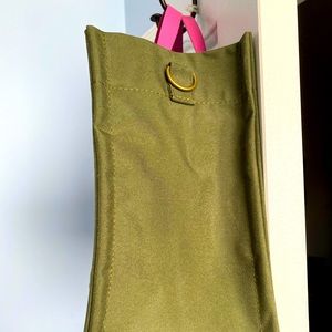 Parker thatch Bag. Brand New. Excellent condition